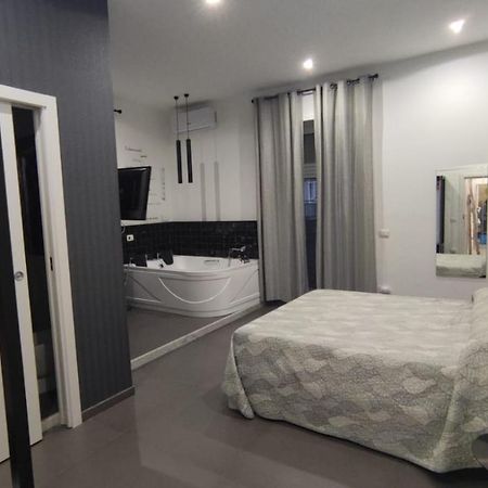 Lombardi Luxury Home Napoli Exterior foto