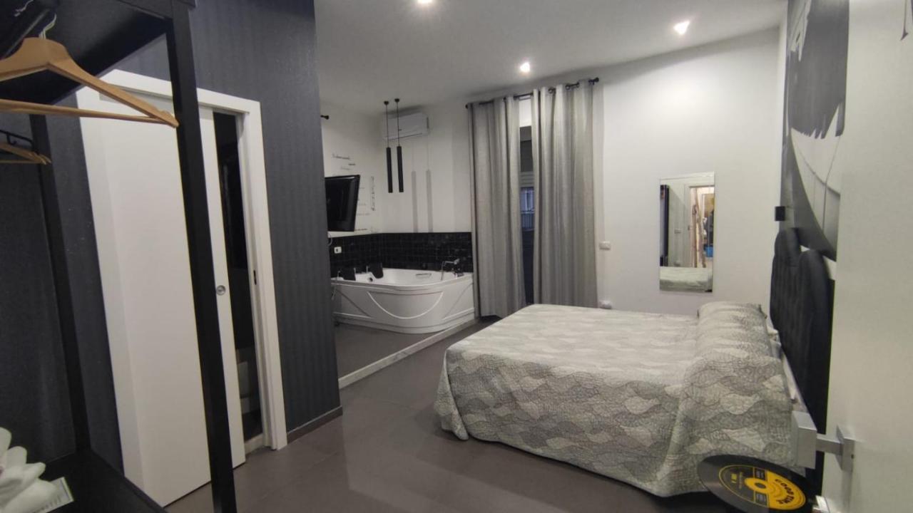 Lombardi Luxury Home Napoli Exterior foto